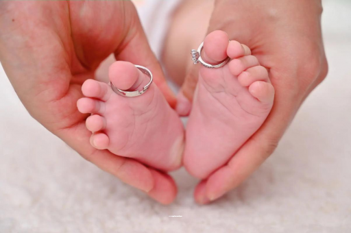 固始宝宝头发少缺什么